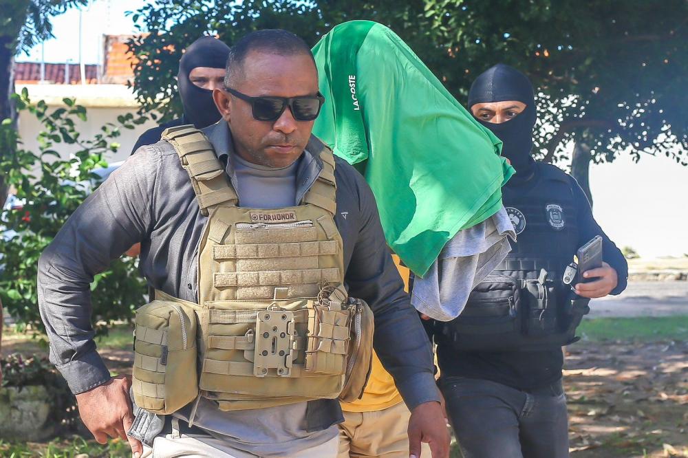 Operação da Polinter cumpre mandado em Portugal; tenente é preso