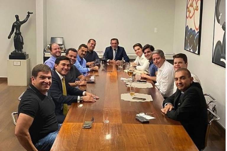 PF quebra sigilo de assessor de Lira e encontra grupo sobre kit robótica