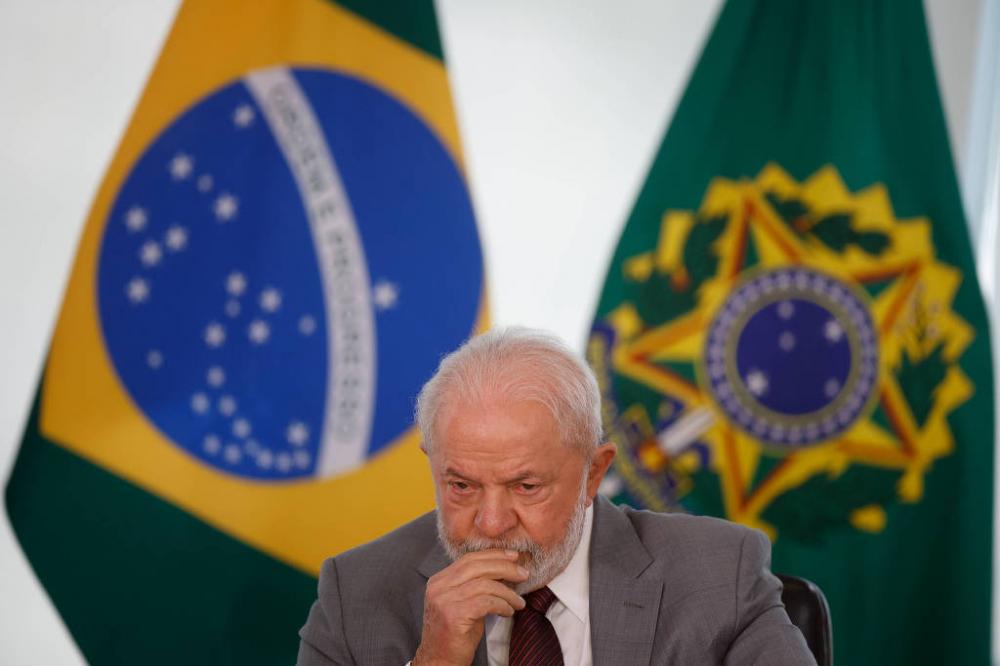 Lula em cerimônia de assinatura de contrato para financiamento à Infraestrutura e Saneamento para Pernambuco, no Planalto - Pedro Ladeira-12.jul.23/Folhapress