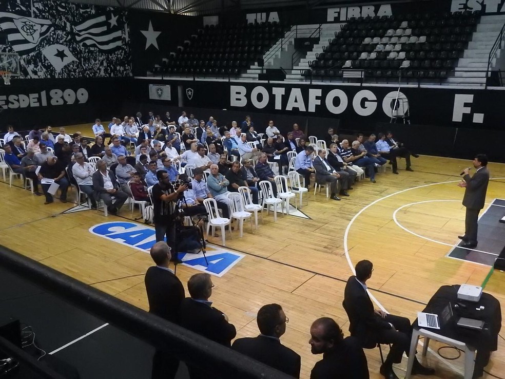 Juiz considera fraude projeto de clube-empresa do Botafogo 