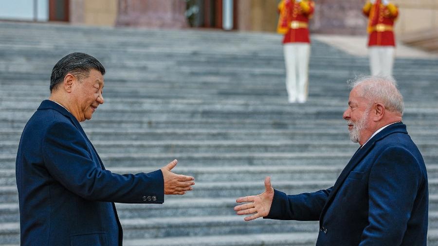 Lula e Xi Jinping participam de cerimônia de boas-vindas no Grande Salão do Povo em Pequim | Imagem: Ricardo Stuckert/Reuters