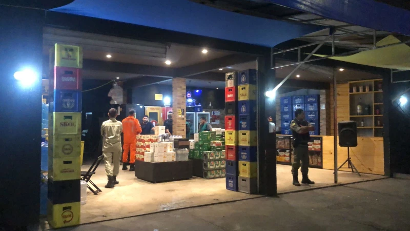 Depósito de bebidas é interditado pela polícia na Zona Leste de Teresina
