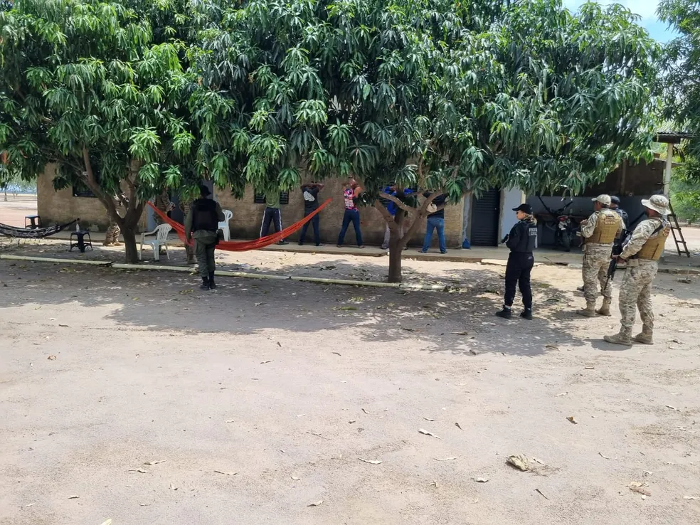 Presos suspeitos de provocar incêndio que ameaçou parque nacional