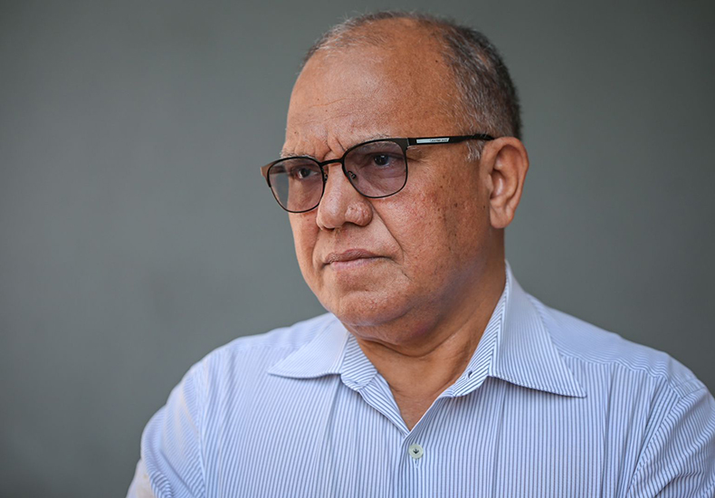 Idosa de 81 anos diz ter matado suspeito de arrombar comércio em Teresina