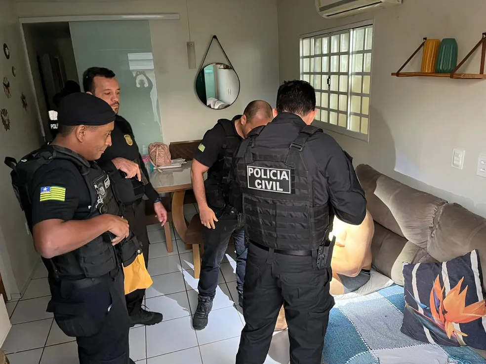 Polícia prende pai e filho por liderarem grupo suspeito de R$ 19 milhões em golpes