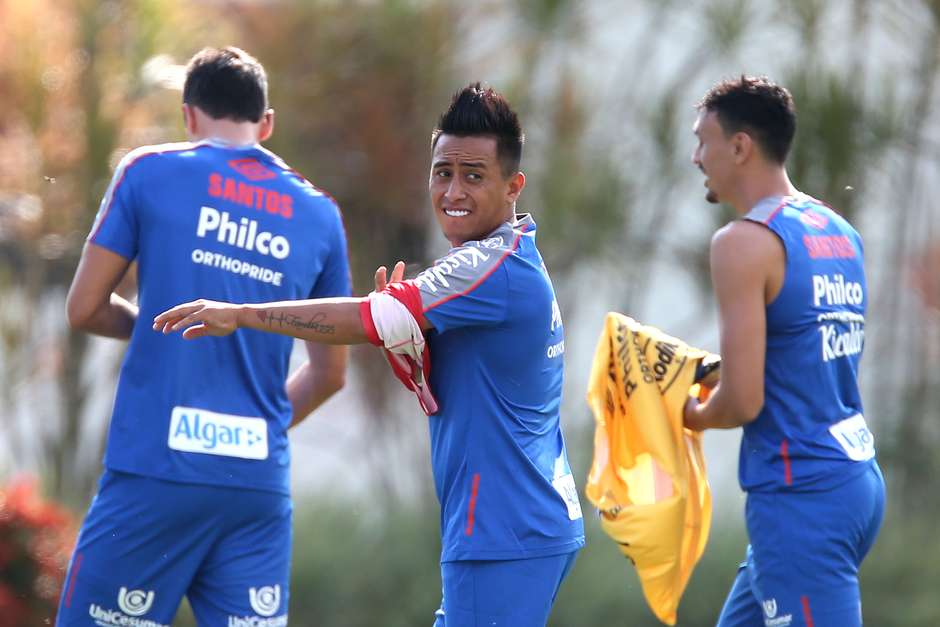 Cueva se despede, e Santos entrará com ação por abandono