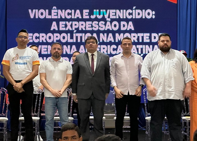 Governador garante reajuste salarial linear para servidores ativos e inativos em 2024
