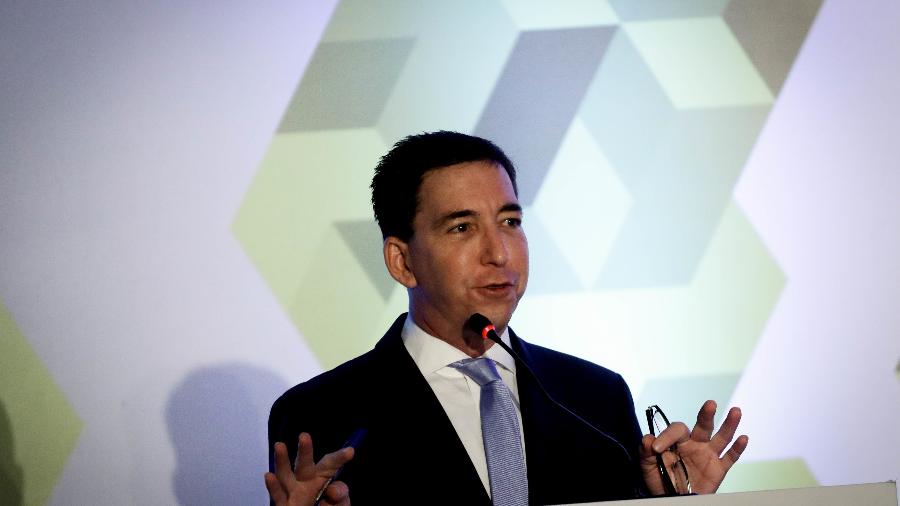 Justiça rejeita denúncia contra Glenn Greenwald em caso dos hackers