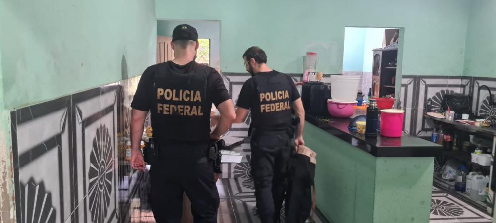 Operação da Polícia Federal mira grupo que fraudou R$ 71 milhões no INSS