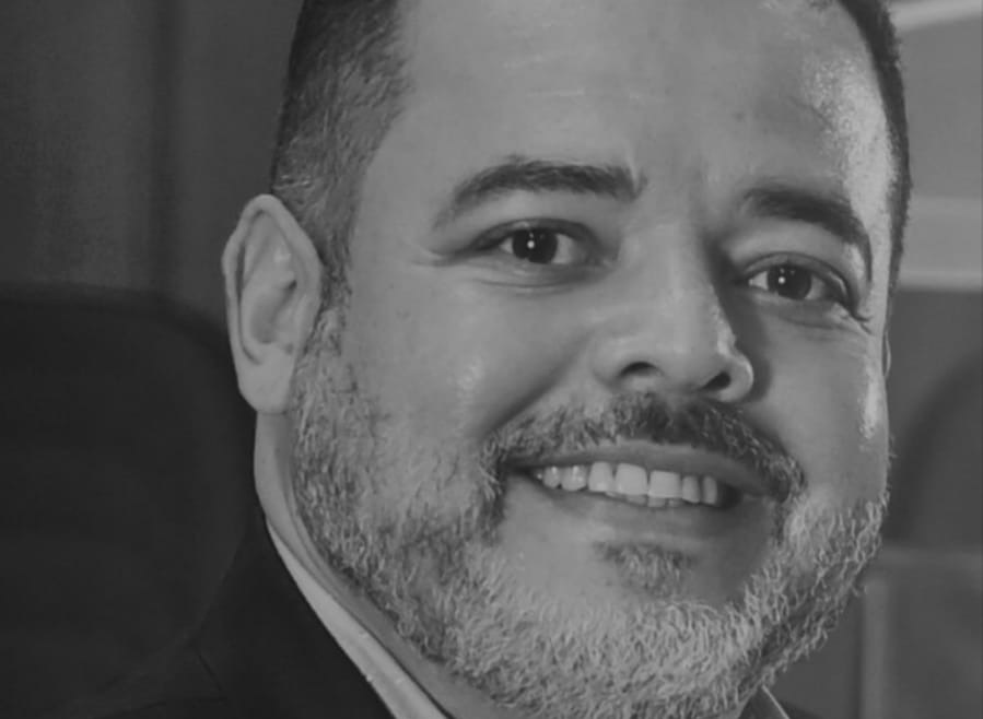 Irmão da jornalista Maia Veloso é assassinado com tiro na cabeça