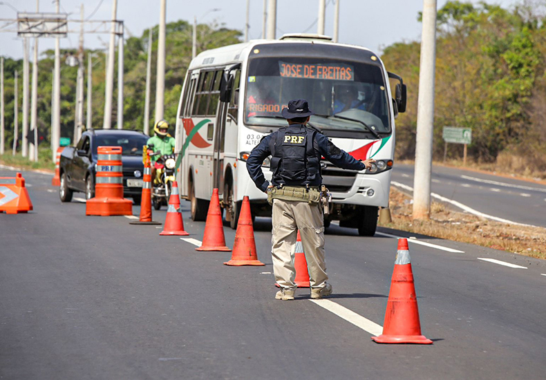 Motoristas com CNH C,D e E têm até dia 28 para realização de exame toxicológico
