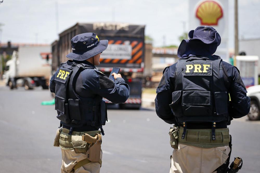 PRF deflagra Operação Natal e intensifica fiscalização nas rodovias do Piauí