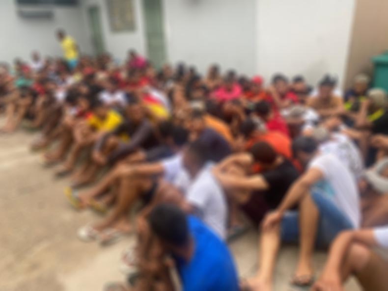 Cinco homens com mandados de prisão foram presos em baile de reggae em Teresina