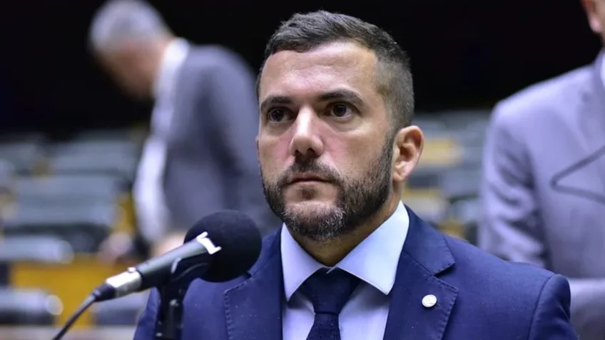 PF encontrou diálogos de foragido do 8/1 com Jordy: 'Bom dia, meu líder'