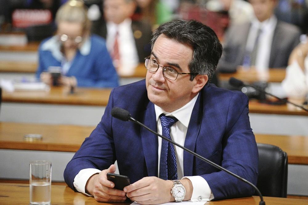 PGR denuncia Ciro Nogueira por supostos crimes de corrupção e lavagem