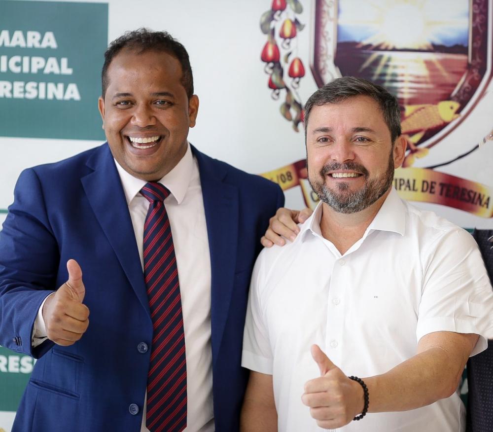 Enzo Samuel e Fábio Novo