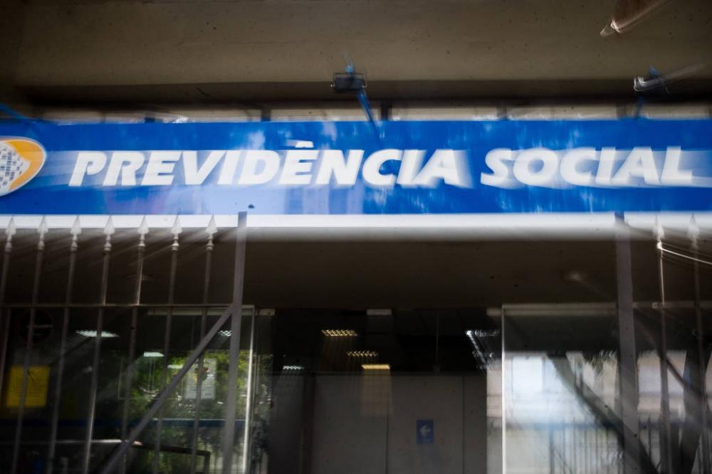 Governo antecipa 13º do INSS para abril e maio; veja o calendário