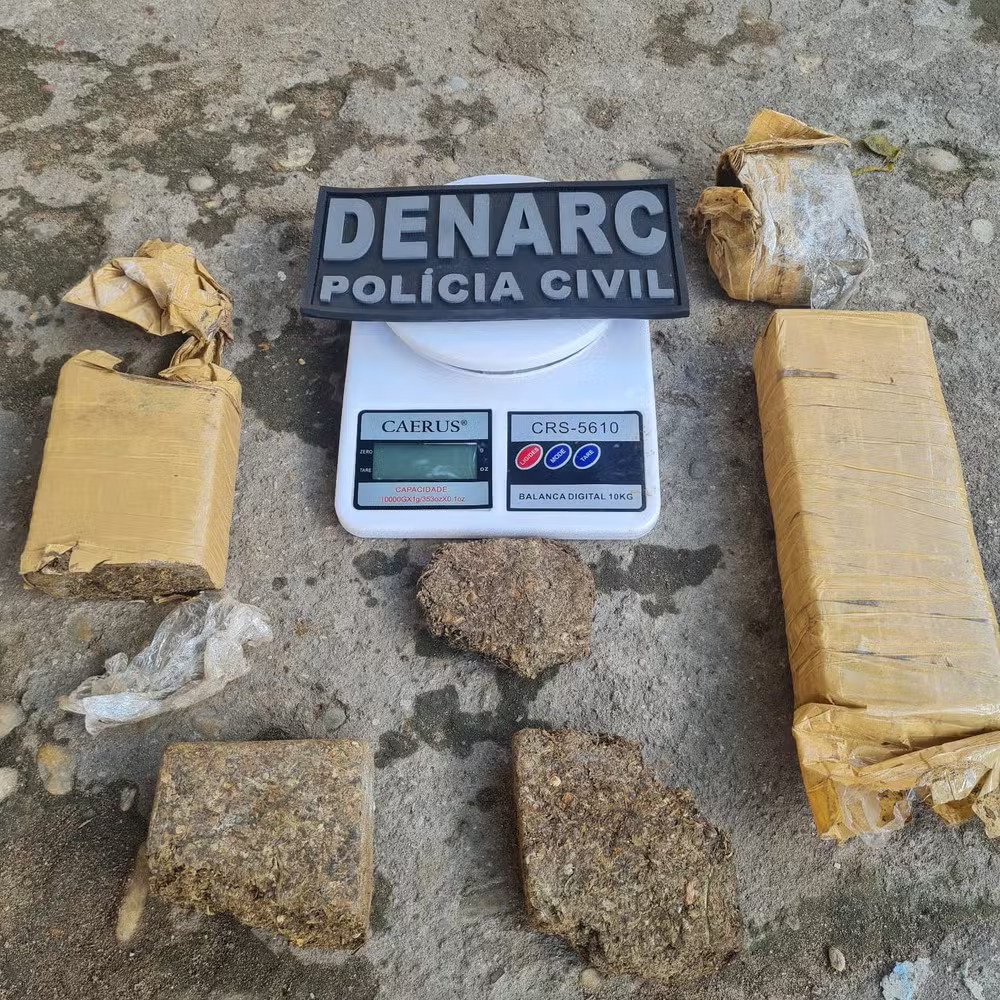 Idoso de 76 anos é preso suspeito de comandar ponto de venda de drogas em Teresina