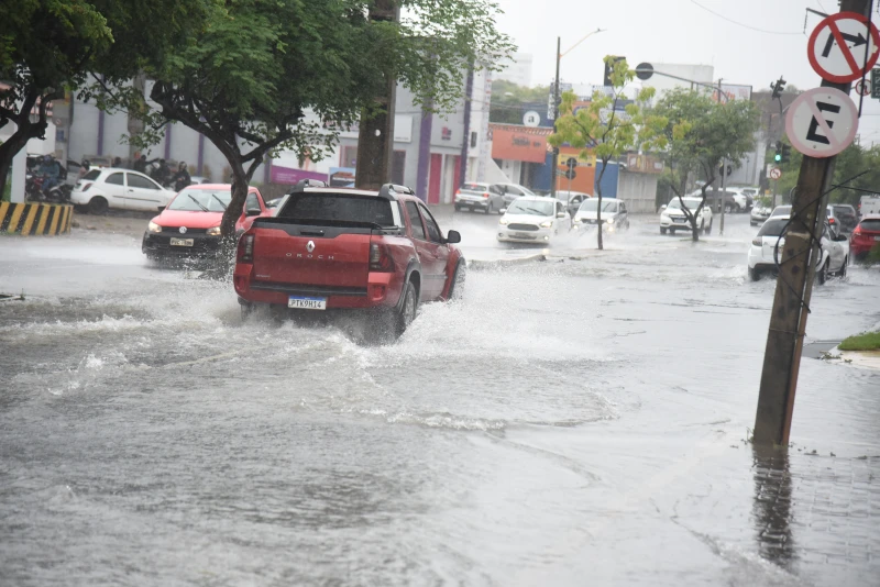Defesa Civil alerta para grande volume de chuva nos próximos dias no Piauí