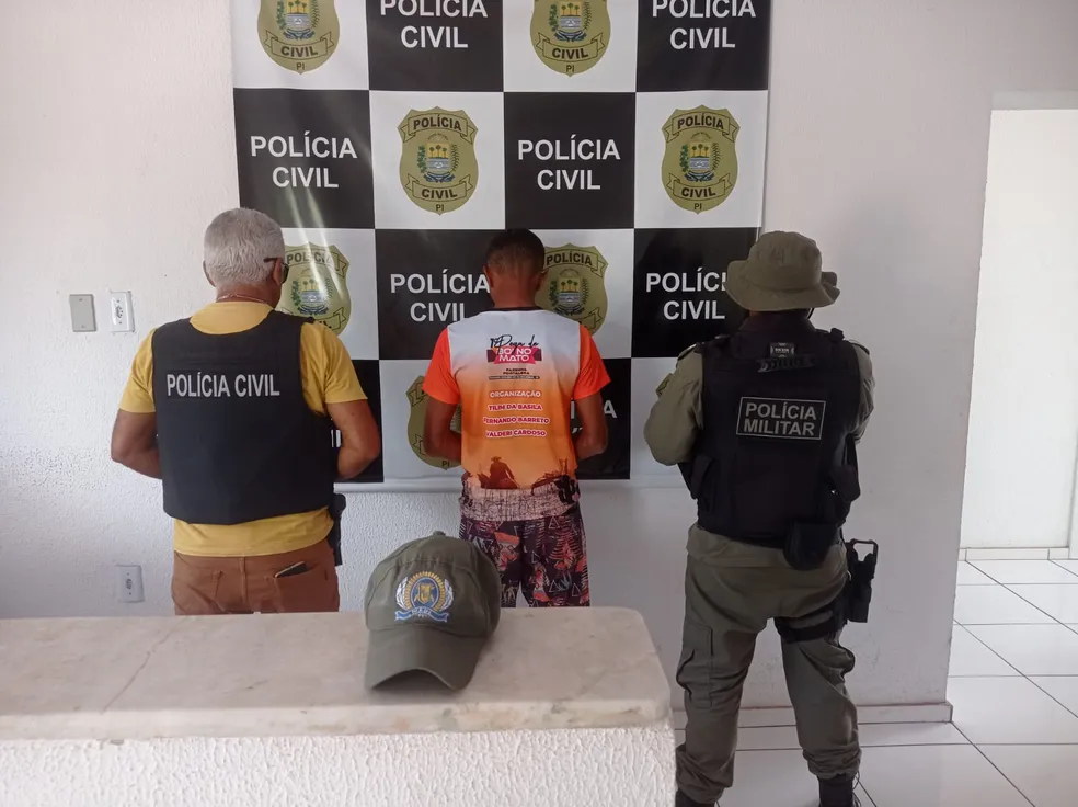Preso suspeito de matar homem a facadas em Palmeirais, no Piauí — Foto: Reprodução