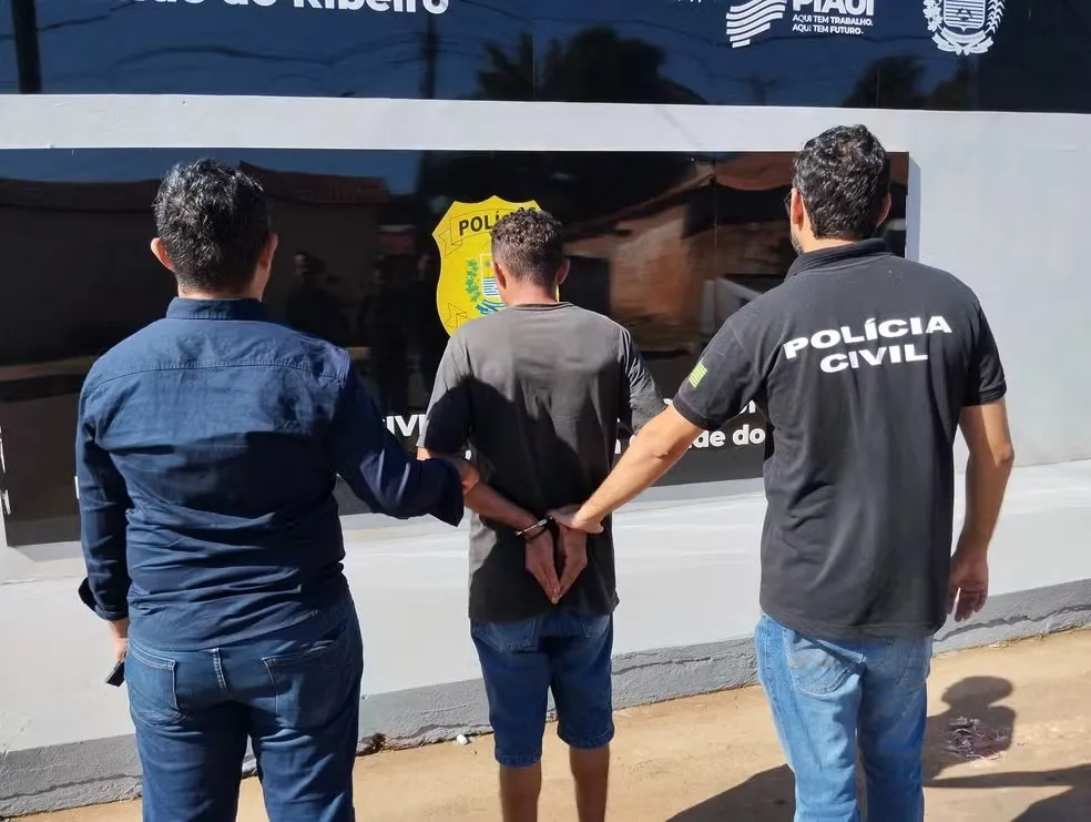 Criança tem rosto completamente queimado ao acender "cigarro" com pólvora no PI — Foto: Divulgação/PCPI