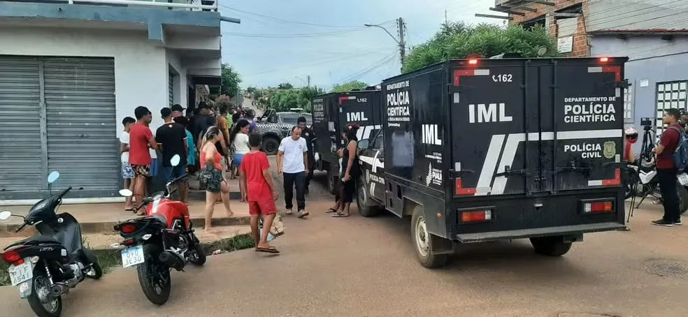 Homem é morto a tiros dentro de barbearia enquanto cortava cabelo no Sul do Piauí — Foto: Antônio Rocha