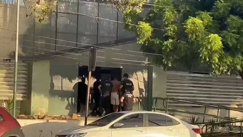 Dois suspeitos de envolvimento com facção criminosa do CE são presos no PI