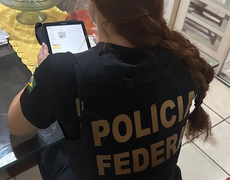 Homem é preso suspeito de chantagear adolescente com divulgação de fotos íntimas em Teresina