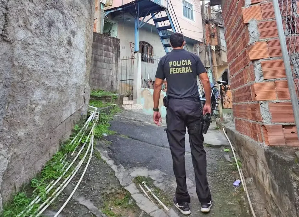 PF cumpre mandados no Piauí para prender 11 em operação contra fraudes na Caixa