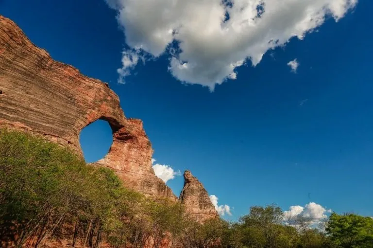 Parque Nacional da Serra da Capivara tem 28 pontos de interesse para geoturismo, diz SGB