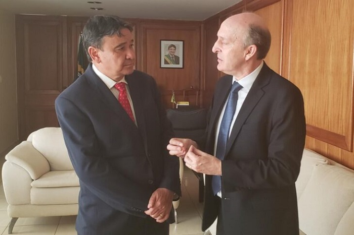 Wellington Dias e presidente da CNM discutem partilha de recursos