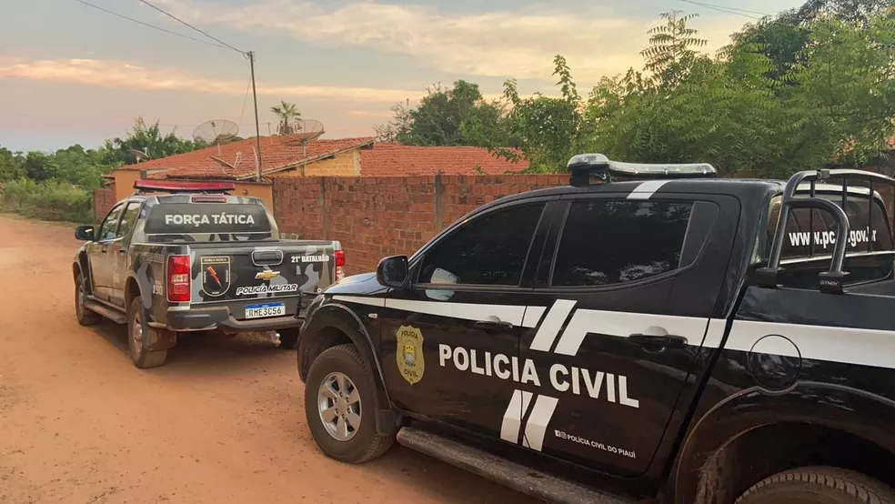 Homem é morto a tiros enquanto trafegava de moto com esposa em Altos, no Piauí; mulher ficou ferida — Foto: Divulgação/PC-PI