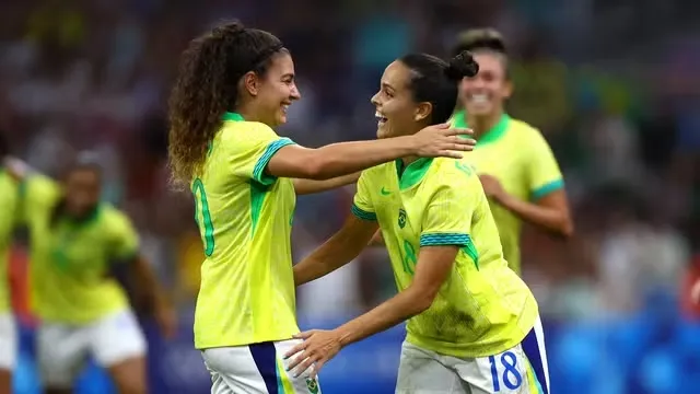 Angelina Gabi Portilho gol Brasil Espanha Olimpíadas (Foto: Nir Elias/Reuters)