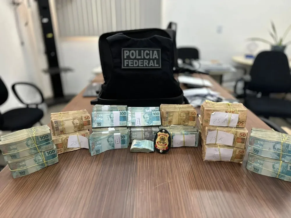 Promotor investigado por propina é alvo de quatro medidas cautelares