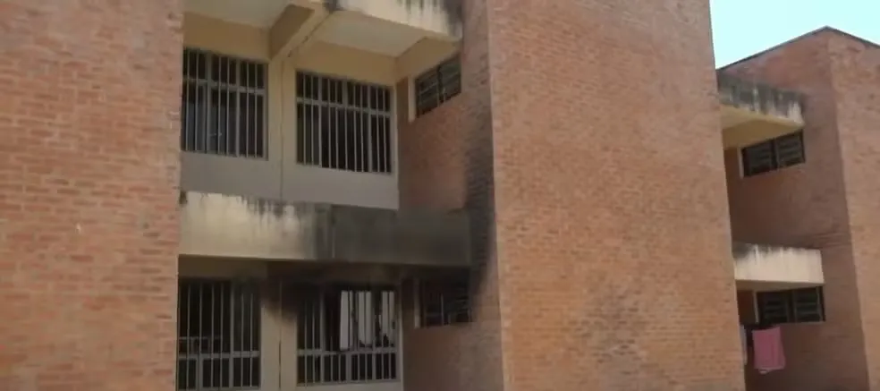 Após incêndio em alojamento da UFPI no campus de Floriano, mais de 100 alunos estão desabrigados — Foto: TV Clube