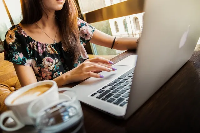 Mulheres ganham 12,6% a menos que homens no Piauí, aponta relatório