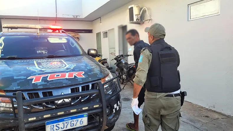 Justiça mantem prisão de homem acusado de tentar matar ex-mulher dentro de ônibus