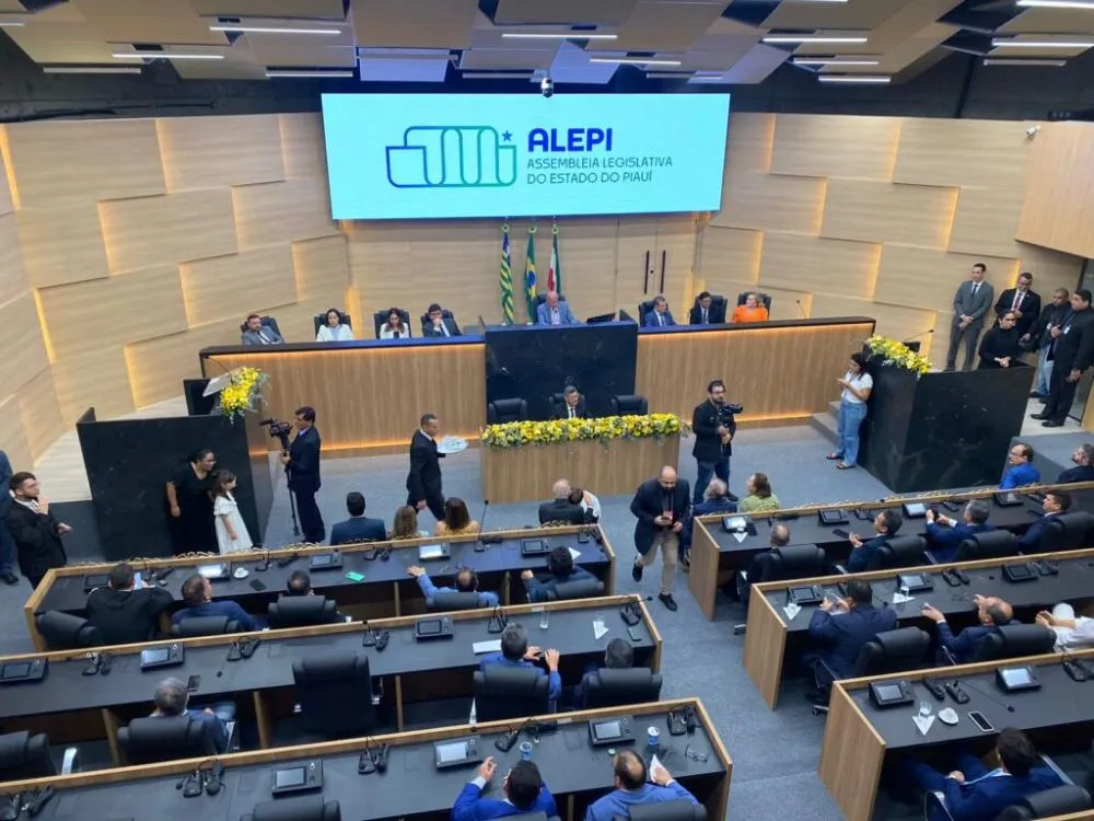 Deputados do Piauí aprovam refinanciamento de dívidas com descontos de até 95%