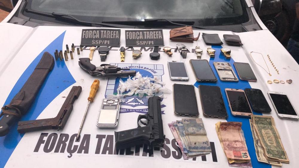 Polícia prende suspeitos de assalto a ônibus em Teresina