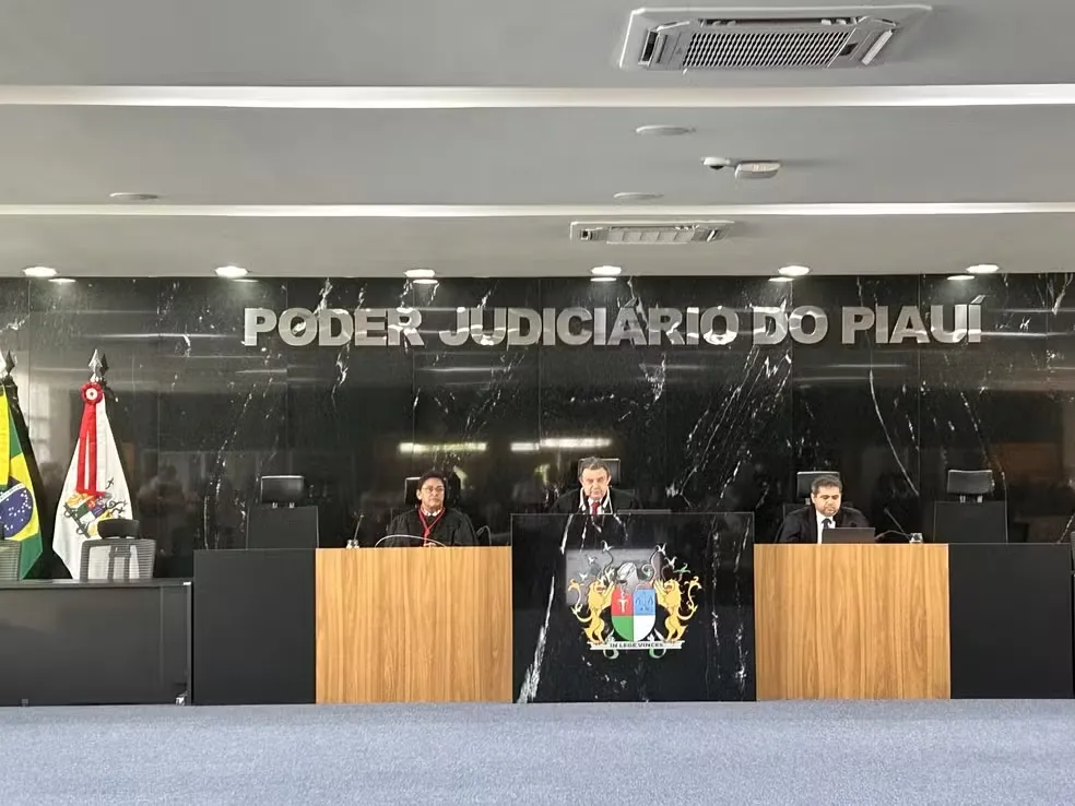 Justiça revoga suspensão do concurso da Semec após recurso da Prefeitura de Teresina