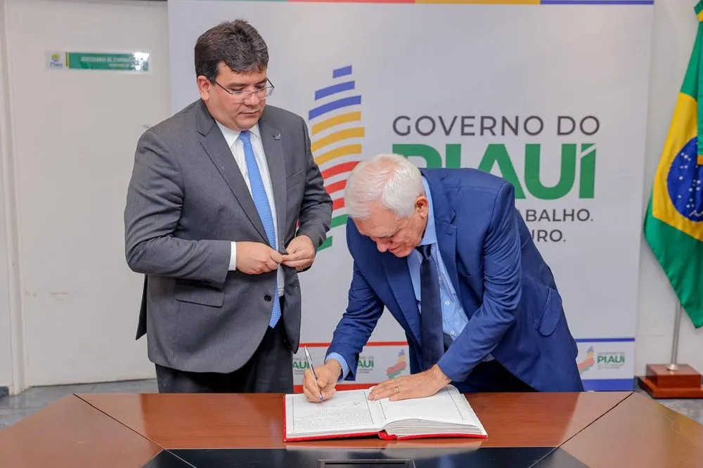 Rafael Fonteles e Themístocles Filho (Foto: divulgação/ Governo do Piauí)