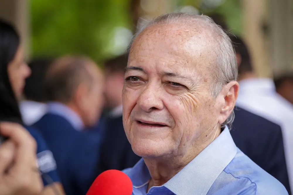 Prefeito Silvio Mendes (Foto: Lucas Dias)
