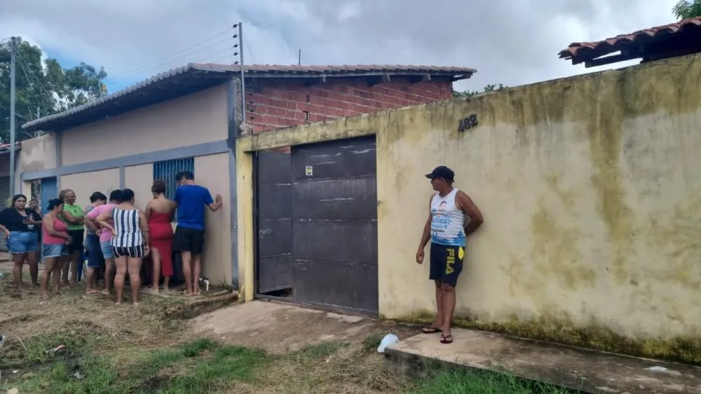 Girlene Pinheiro foi morta dentro de casa em Timon (Foto: Mayrla Torres)
