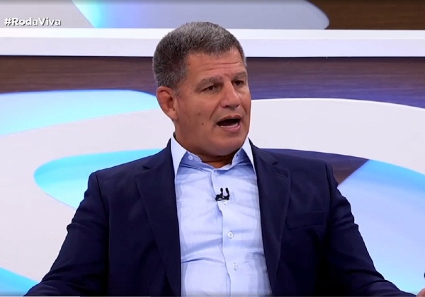 Bolsonaro queria Mourão como espantalho, mas plano deu errado, diz Bebianno 