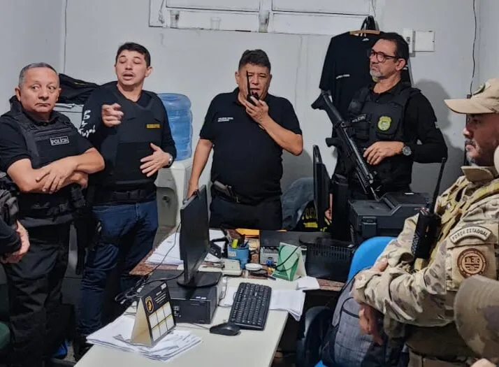 Suspeito de aplicar golpes com cartões clonados é preso em Teresina (Foto: PC-PI)