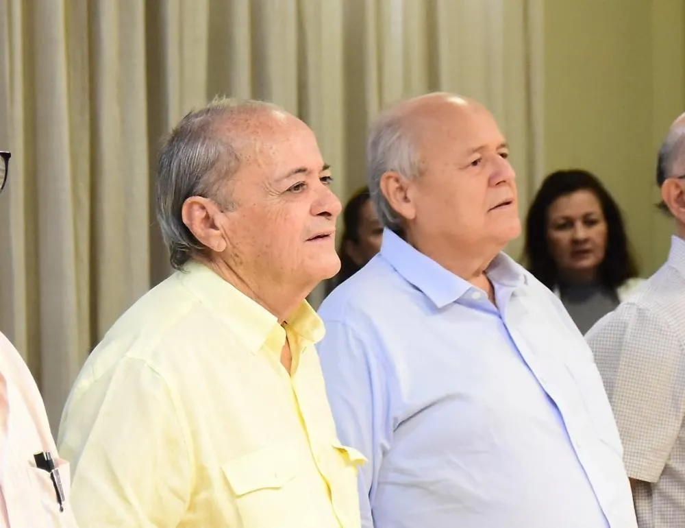 Silvio Mendes e Charles da Silveira (Foto: Prefeitura de Teresina)