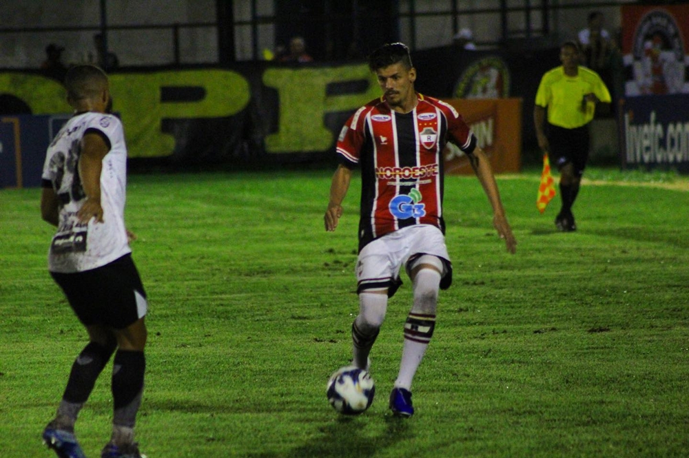 Jogando em casa, River leva goleada de 4 a 0 diante do Ceará