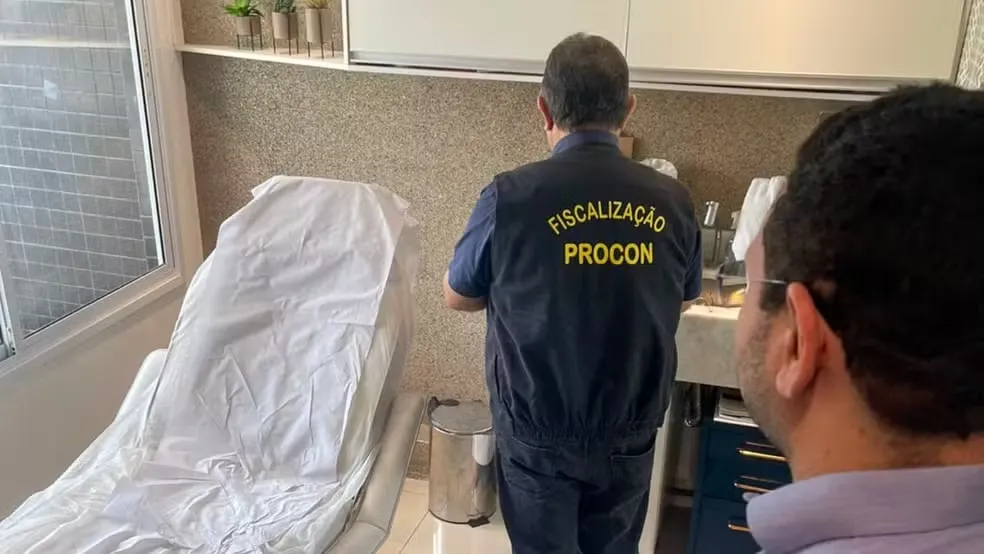 Procon e CRM/PI fiscalizam clínicas de estética em Teresina — Foto: Ascom MPPI