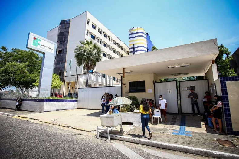 @ Renato Andrade