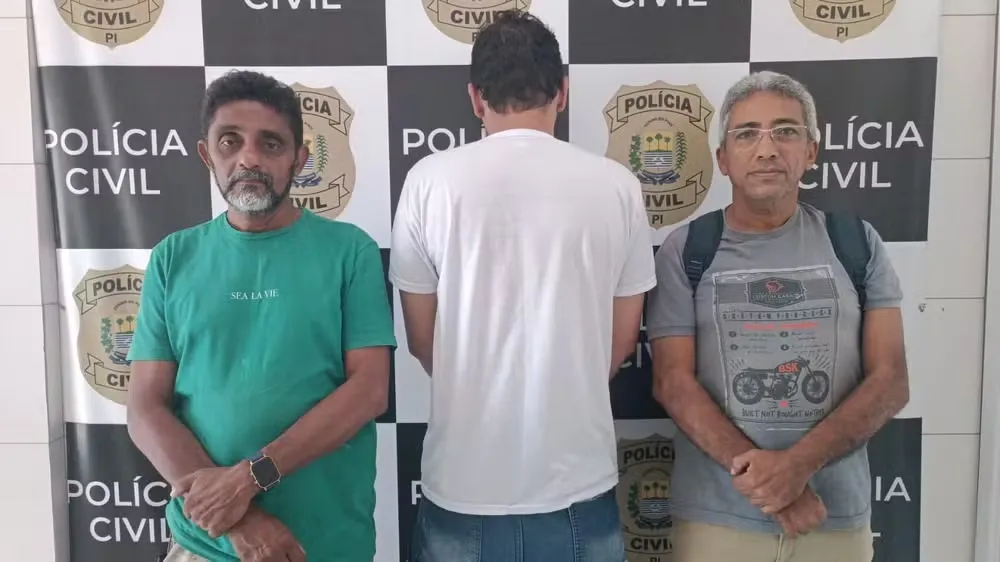 Empresário é preso em flagrante com sete celulares roubados na Zona Sul de Teresina — Foto: Reprodução